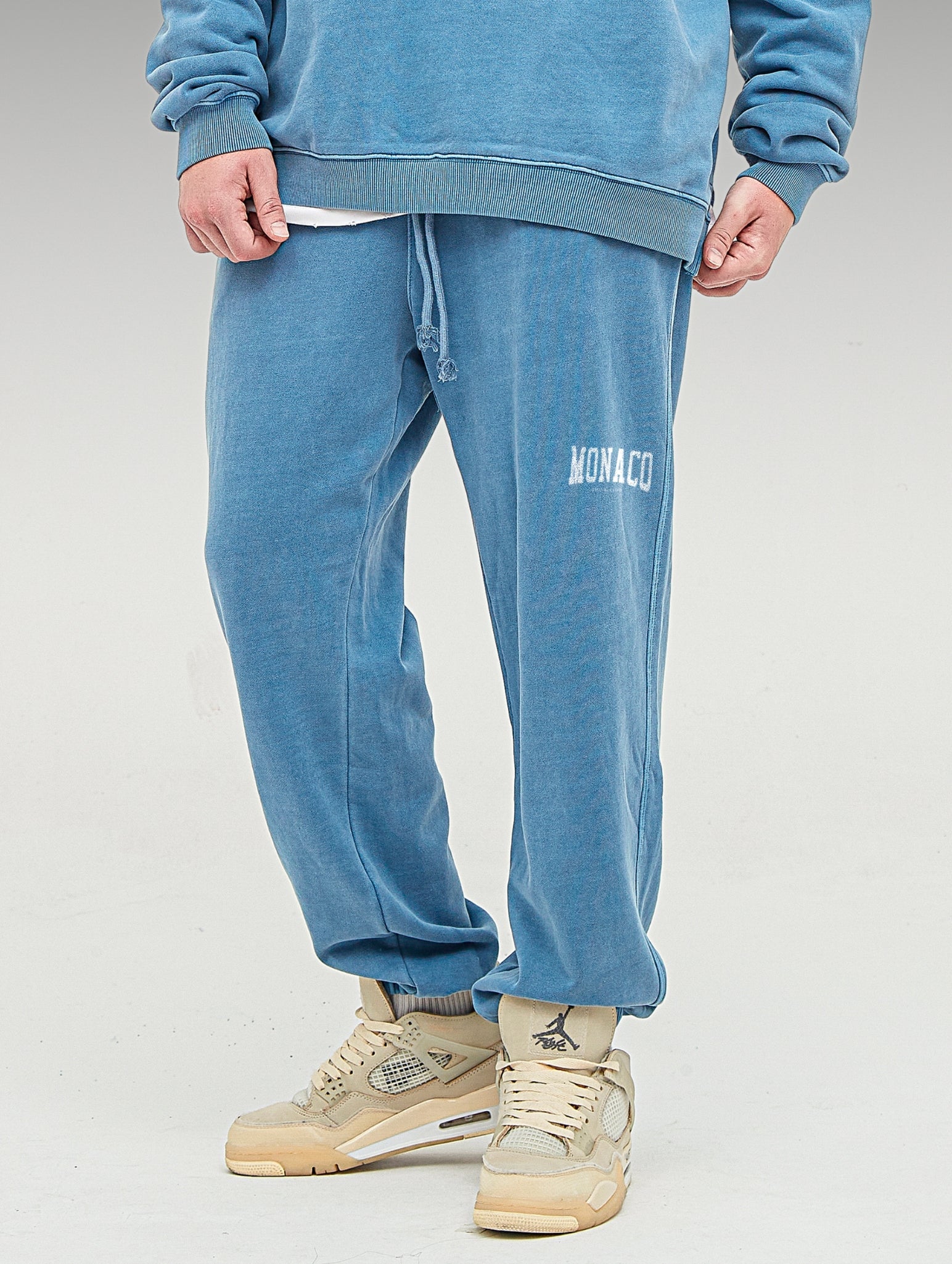 JOGGERS