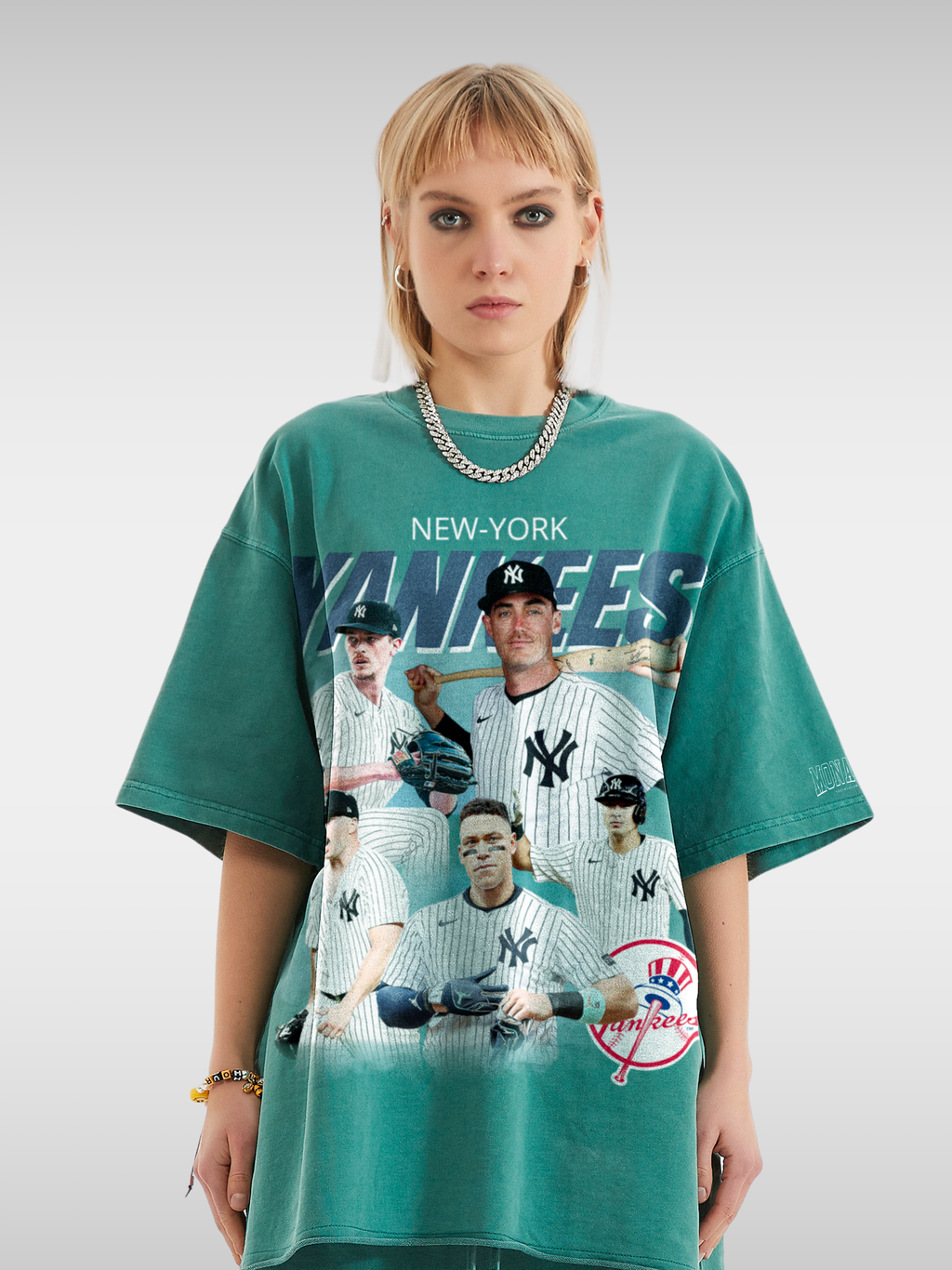 N.Y YANKEES GRAPHIC TEE