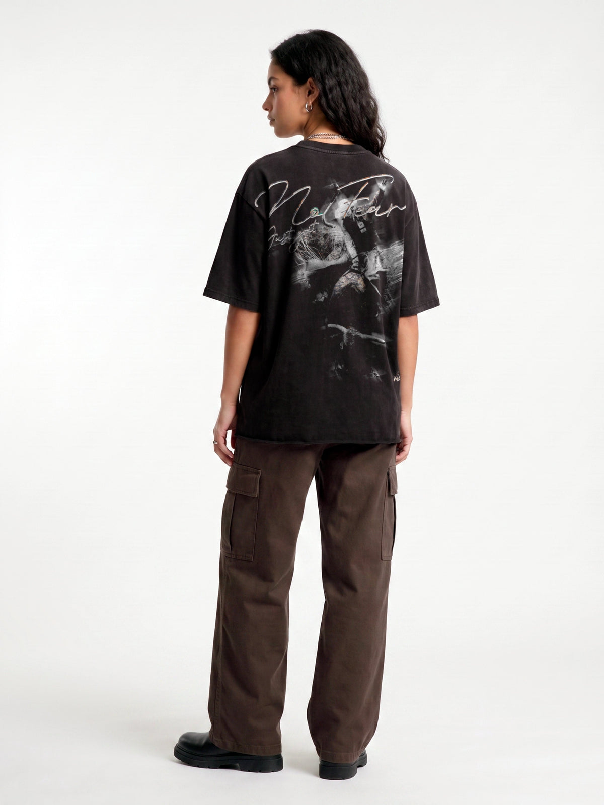 THE 8 SECONDS TEE