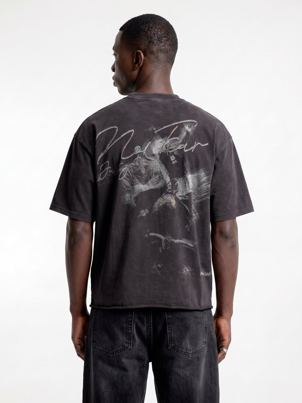 THE 8 SECONDS TEE