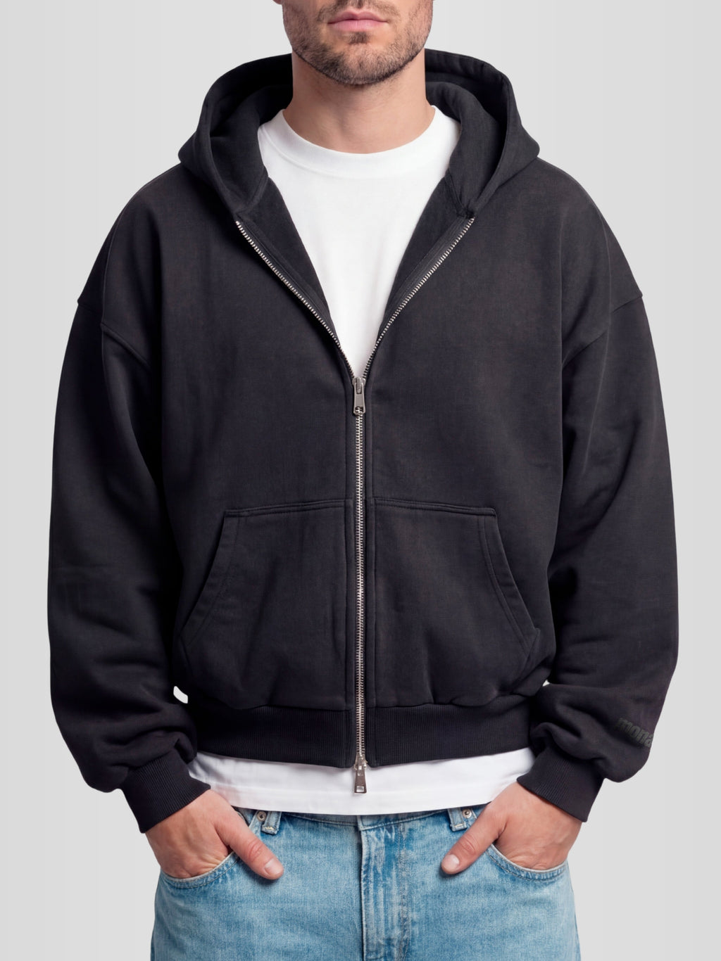 THE MINIMAL HOODIE