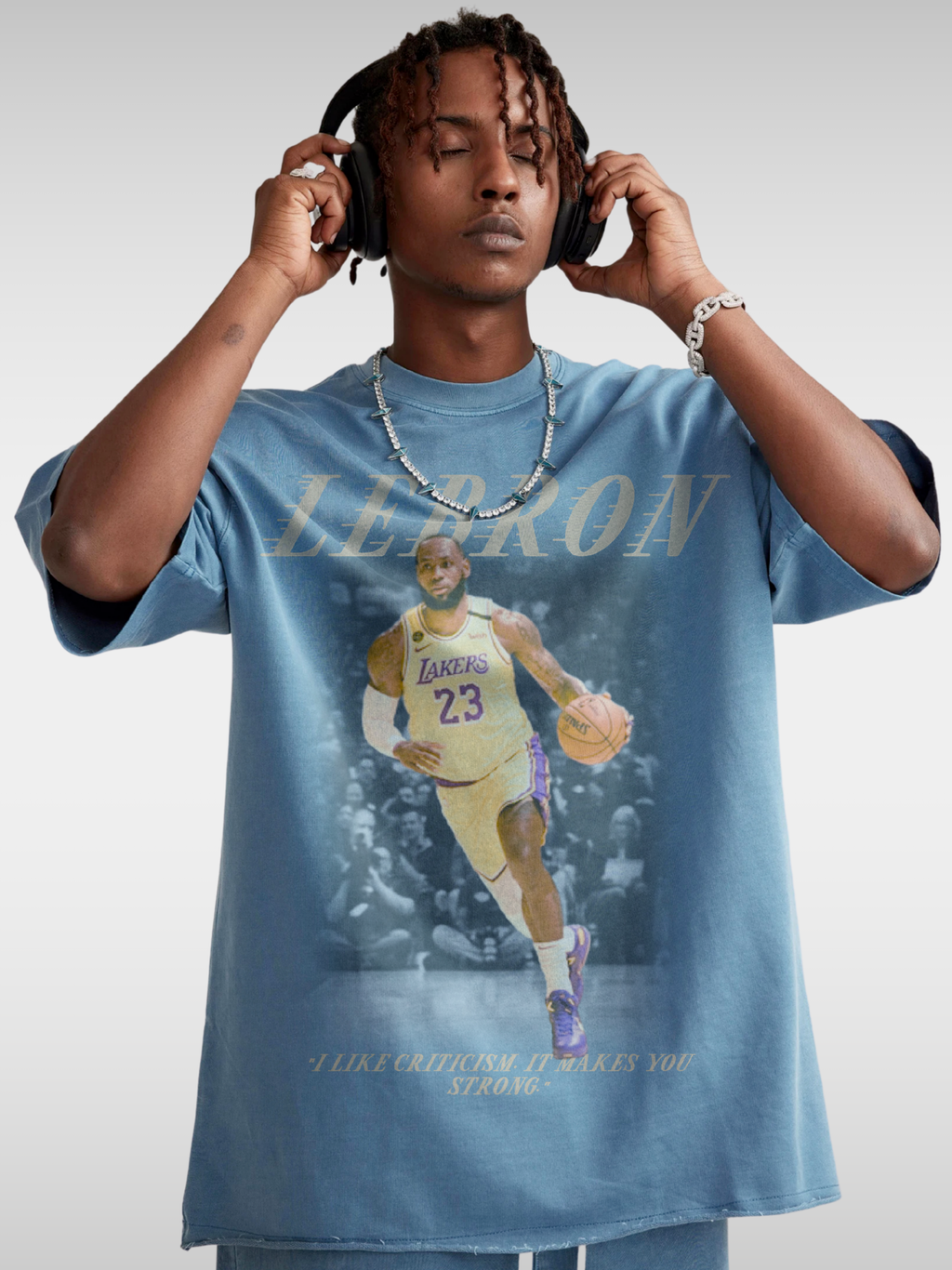 L. JAMES GRAPHIC TEE