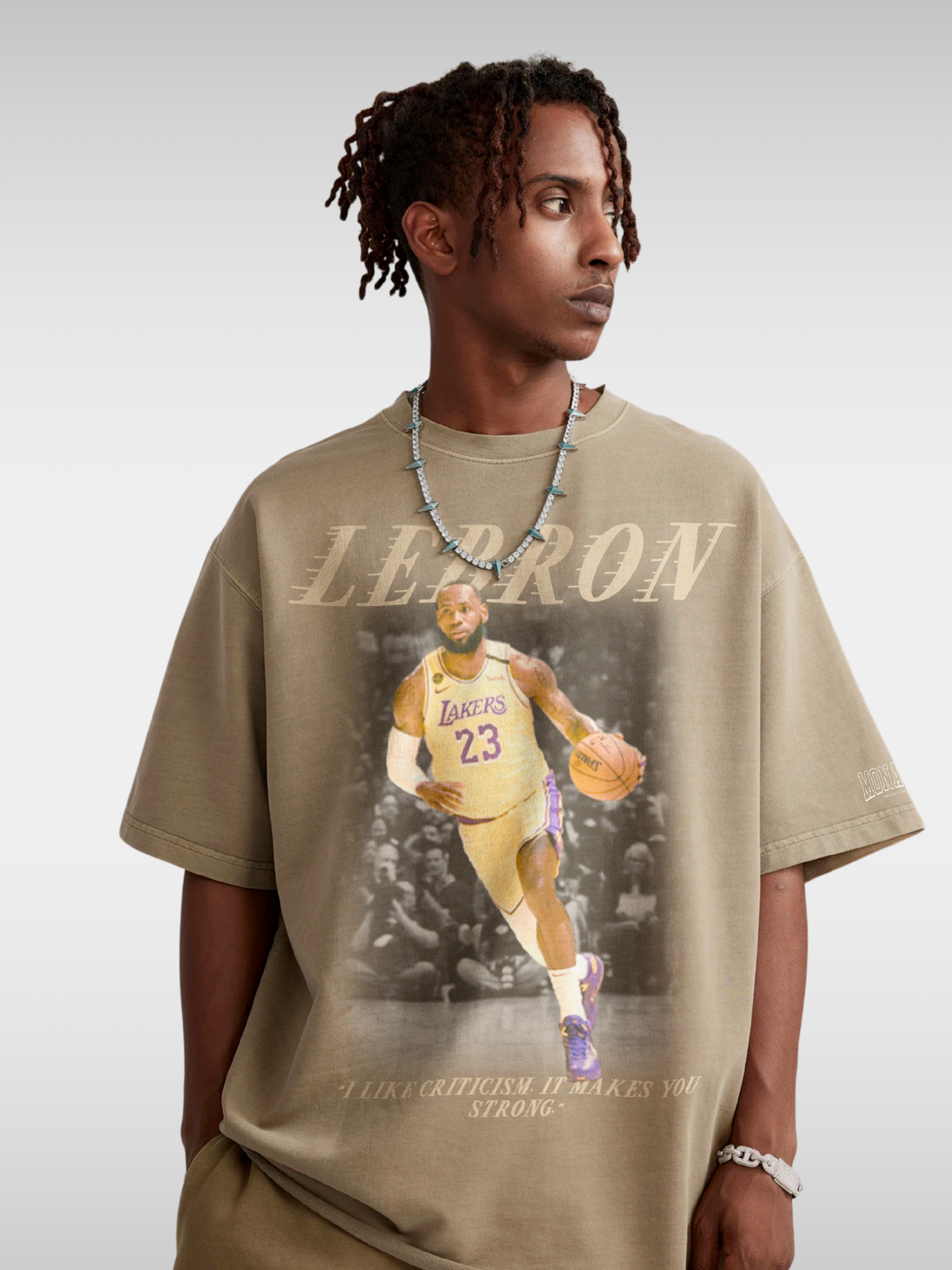L. JAMES GRAPHIC TEE